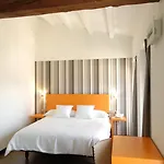 Cienbalcones Hotel