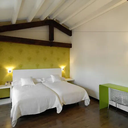 Cienbalcones فندق داروكا