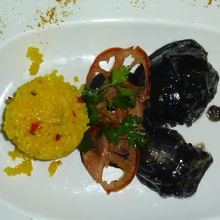 Hotel Cienbalcones