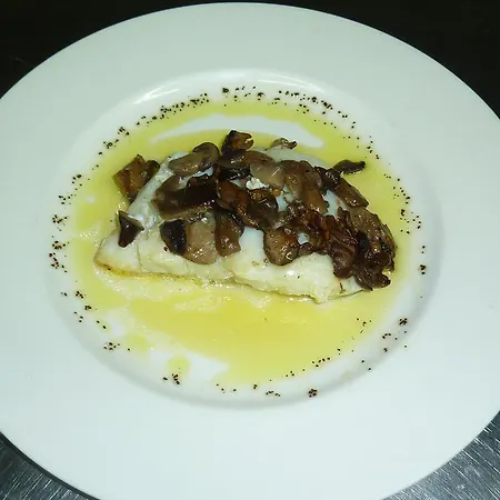 Hotel Cienbalcones
