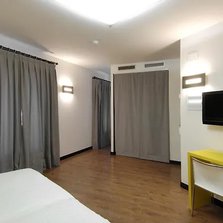 Hotel Cienbalcones Daroca