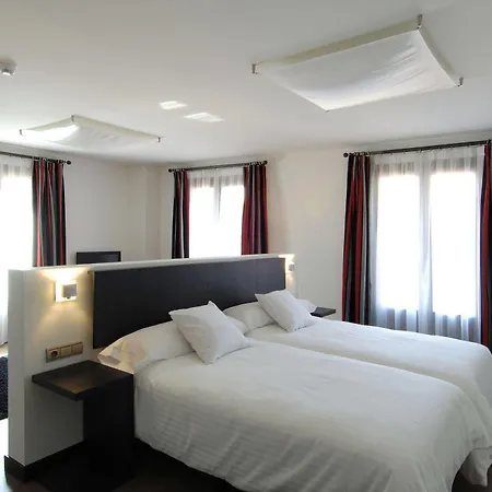 Cienbalcones Hotel Daroca