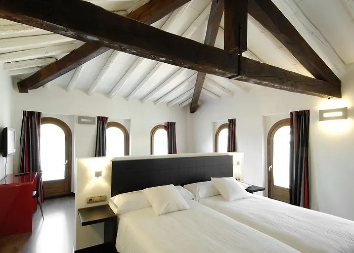 Hotel Cienbalcones Daroca