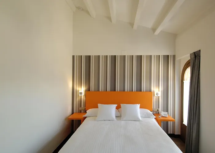 Hotel Cienbalcones Daroca